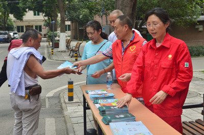 安全知識進小區，居民學習正當時——筑牢家園防線，共享平安生活